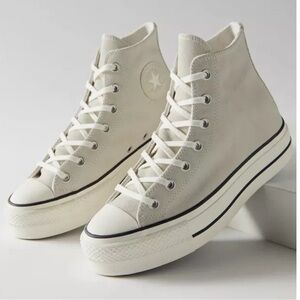 Converse Chuck Taylor All Star Suede Platform High Top Sneaker